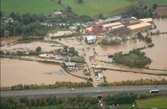 PHO:Hele flooding from River Culm